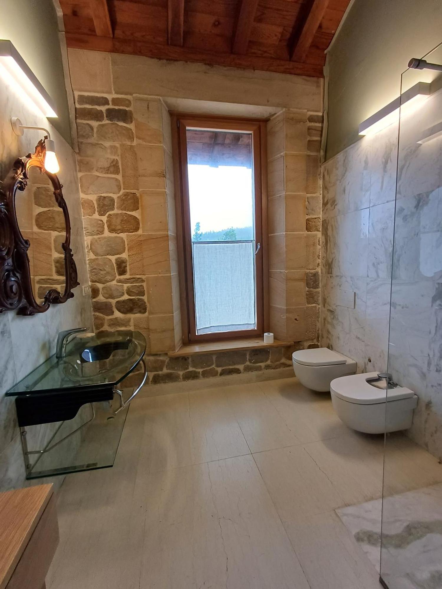 Amplio Apartamento Con Jardin En Casa Rural Haritza Con Vistas Al Mar Эа Экстерьер фото