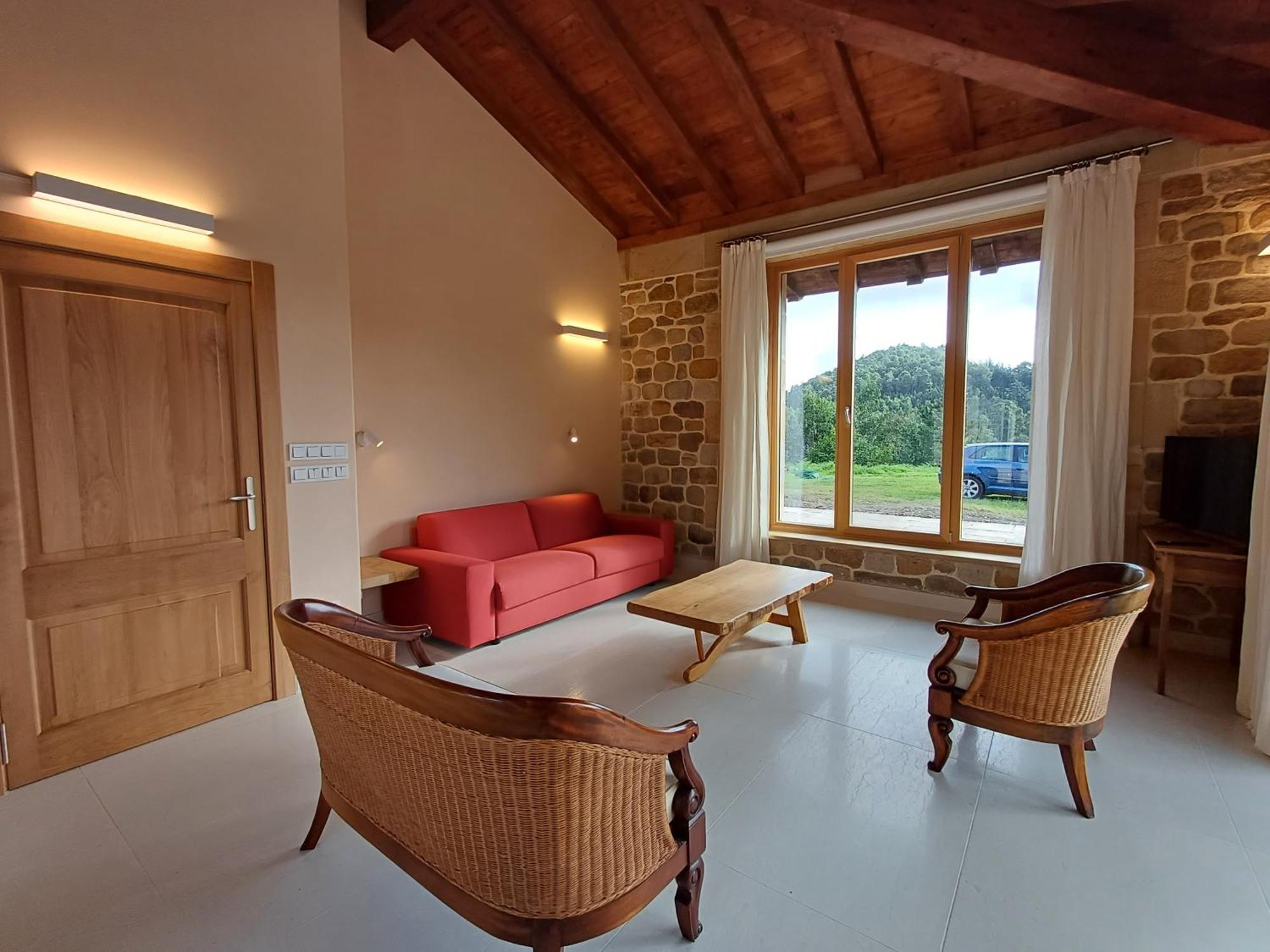 Amplio Apartamento Con Jardin En Casa Rural Haritza Con Vistas Al Mar Эа Экстерьер фото