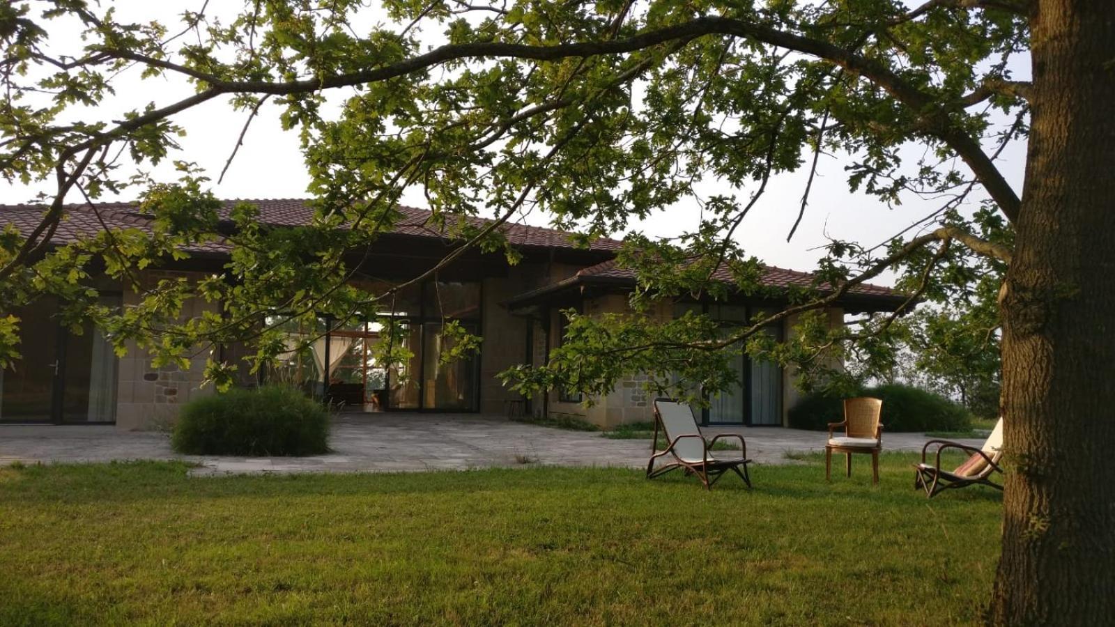 Amplio Apartamento Con Jardin En Casa Rural Haritza Con Vistas Al Mar Эа Экстерьер фото