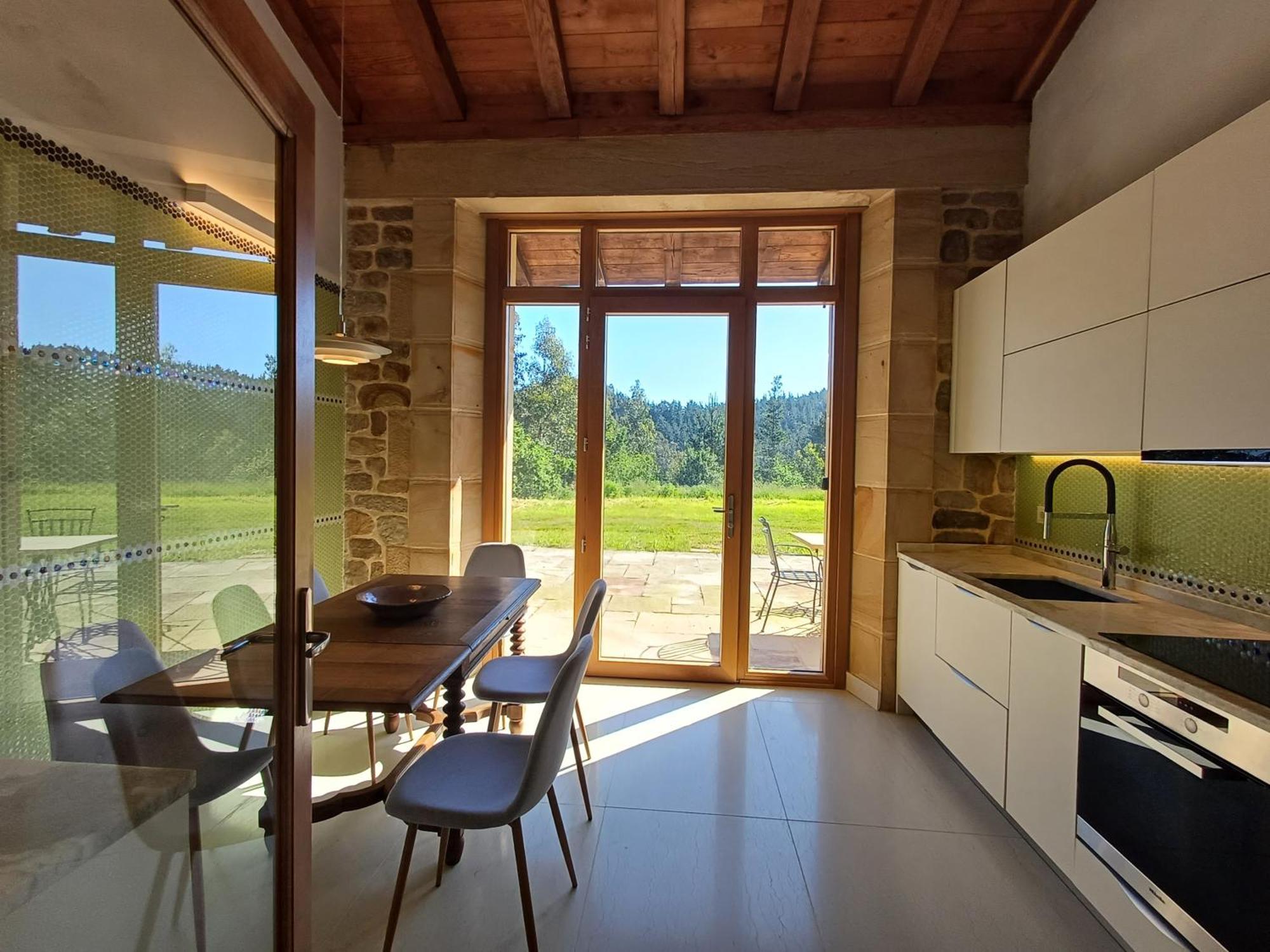 Amplio Apartamento Con Jardin En Casa Rural Haritza Con Vistas Al Mar Эа Экстерьер фото
